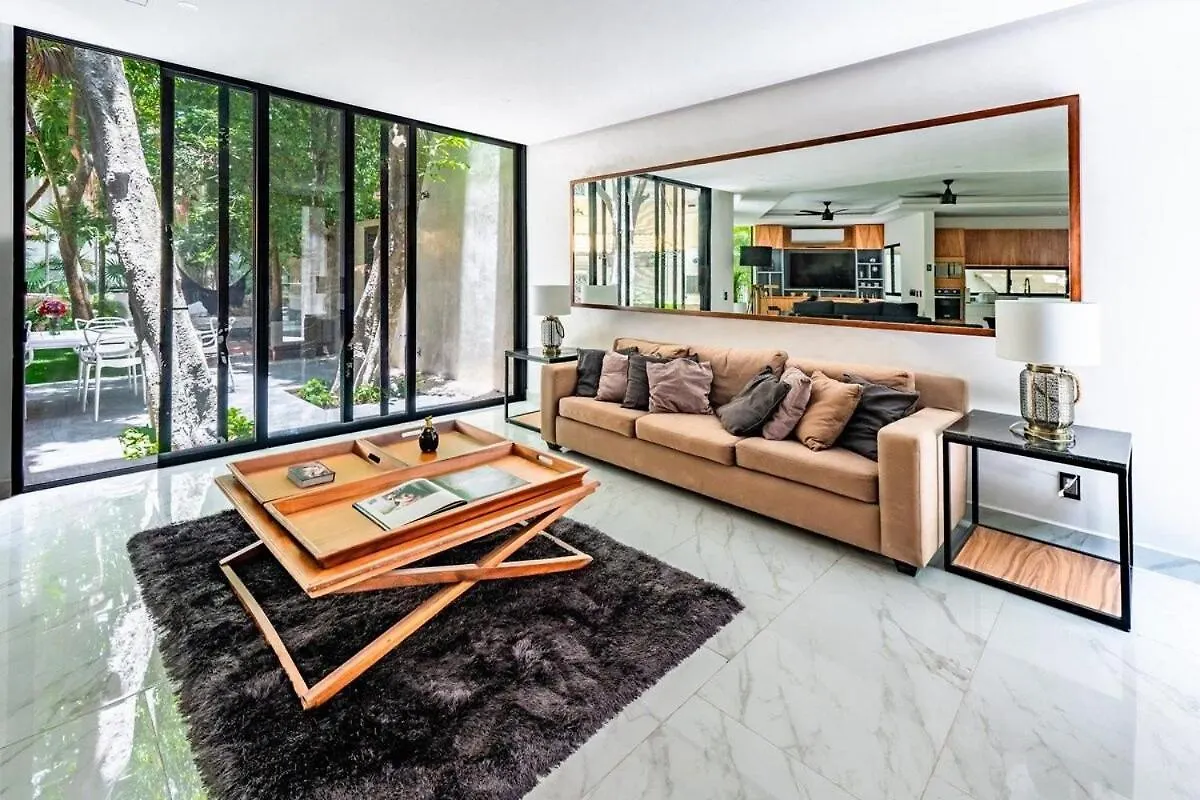 Magnificent Villa One Block From Playacar Beach Playa del Carmen 0*,