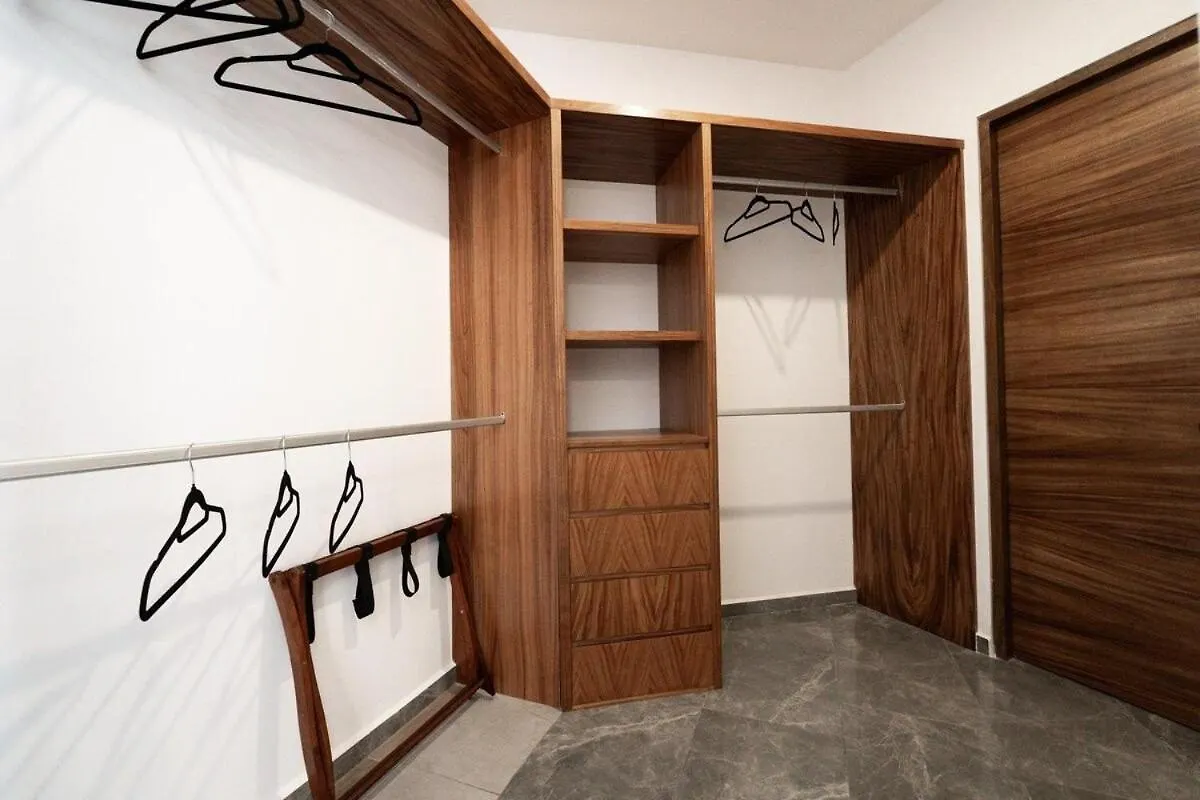 Apartment Magnificent Villa One Block From Playacar Beach Playa del Carmen Mexiko