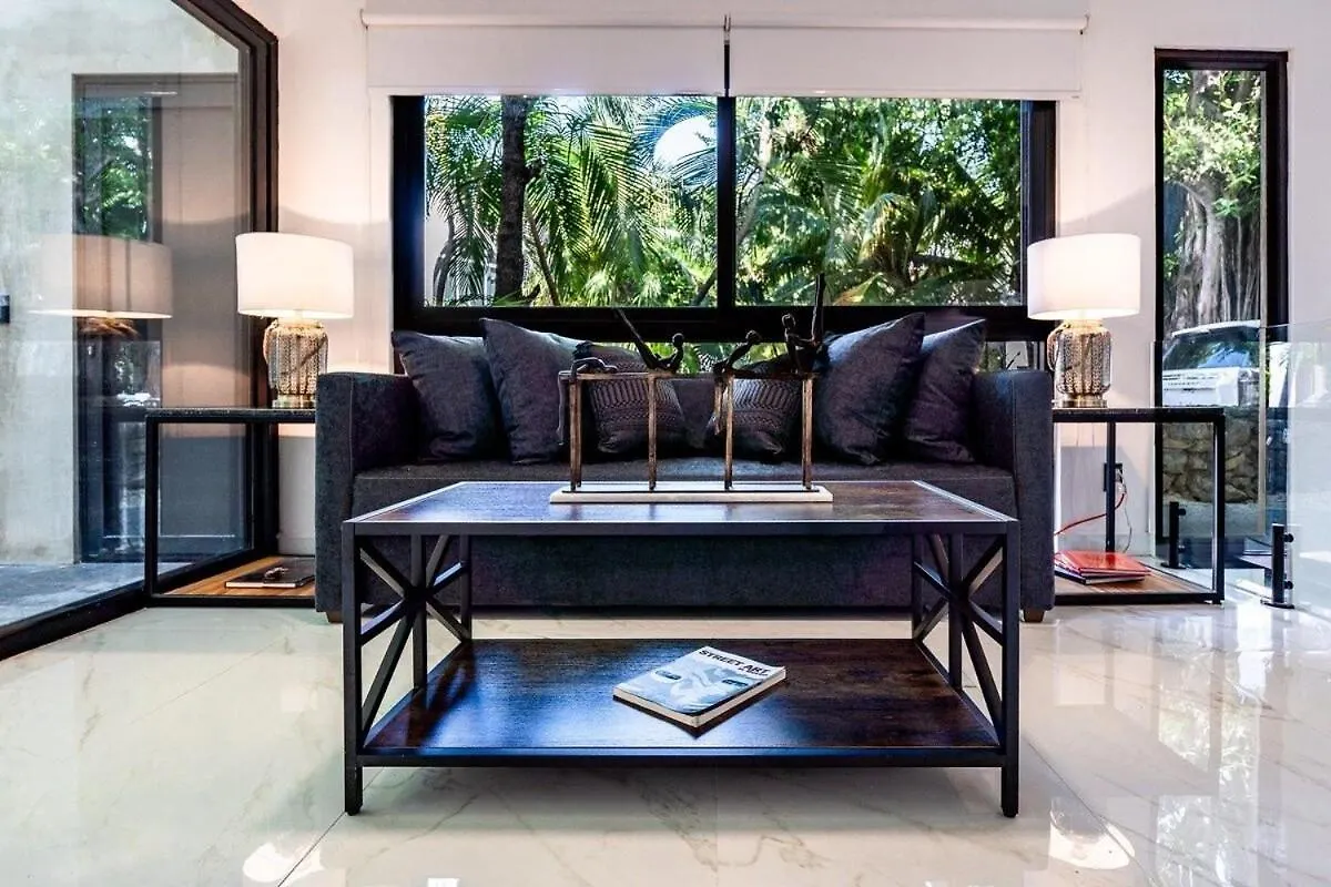 Magnificent Villa One Block From Playacar Beach Playa del Carmen Apartment